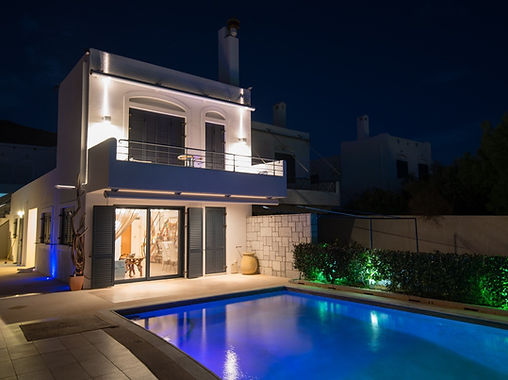 Luxurious Villa in Athenian Riviera
FOR SALE